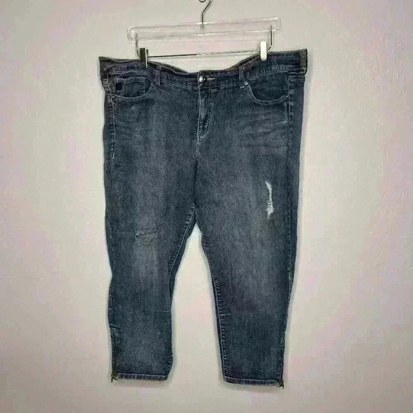 Torrid Distressed Cropped Ankle Zip Jeans Size 24 #43 - Picture 1 of 6